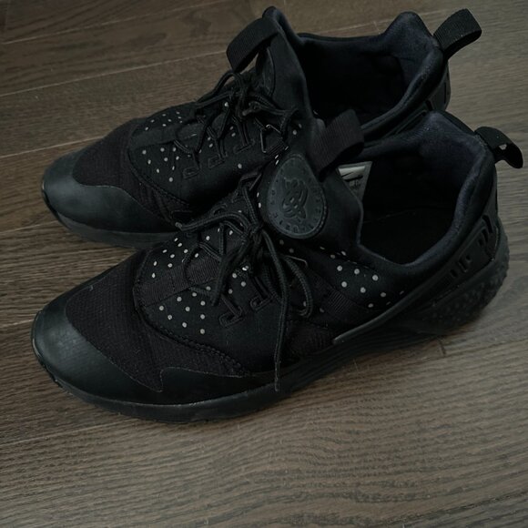 Nike Air Huarache Utility Triple Black - Size 9 - Picture 3 of 6
